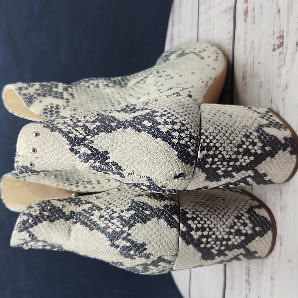 Steve Madden Rockstar Snakeskin Booties Ankle Boots Women's Size 12 - Picture 6 of 9